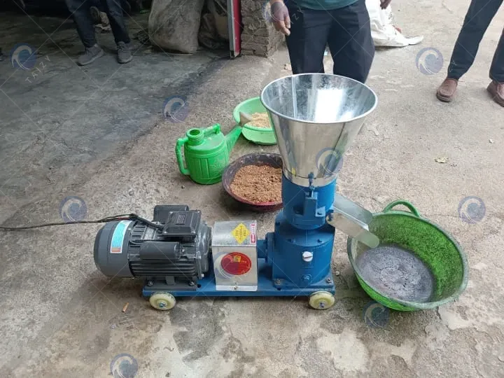 animal feed pelleting machine