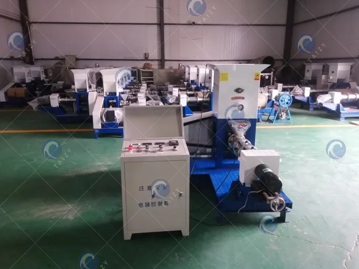 Pet Cat Food Making Machine 7 Pet cat food pellet making machine